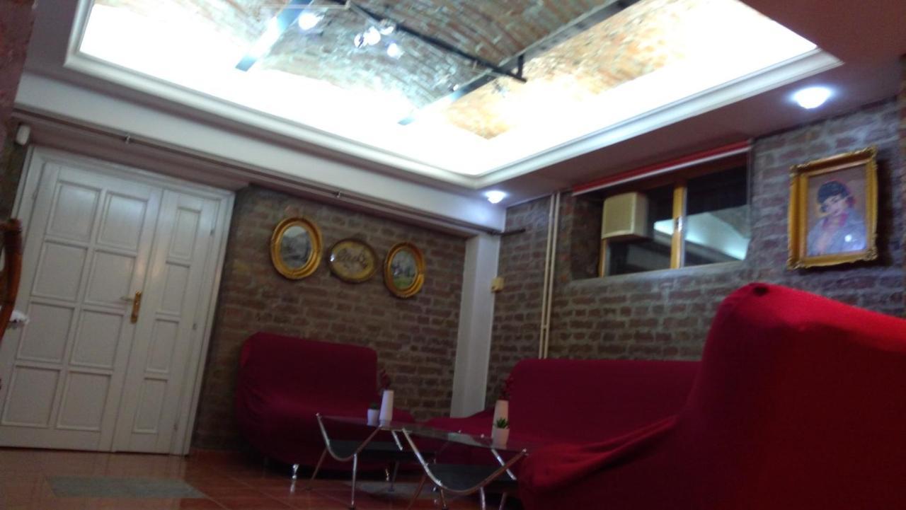 Resident Hill Resort Βελιγράδι Εξωτερικό φωτογραφία
